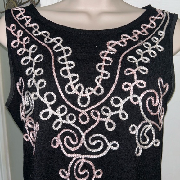Objects D'Art Black White Embroidered Sleeveless Tank Top Size Small - Picture 2 of 7